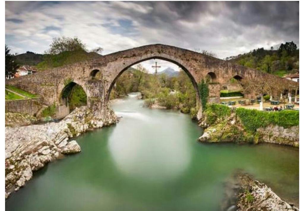 ホテルCasa Valle Onís エクステリア 写真